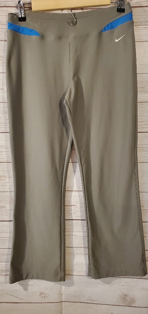 Nike Gray Cropped Workout Pants